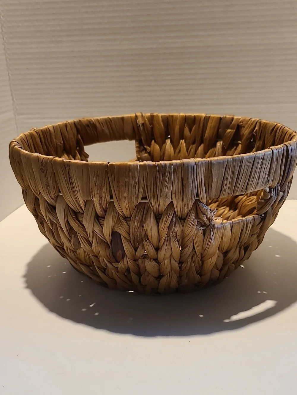 Woven Seagrass Storage Basket in Natural Brown
